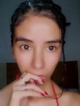 Cam4 Live Porn of minina88hott