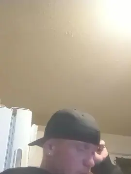 Cam4 Live Sex Cam of TattedRhino69