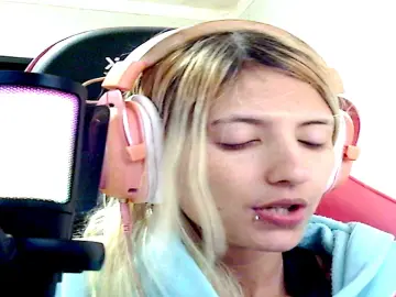 Cam4 Live Sex Cam of Hinatsuru