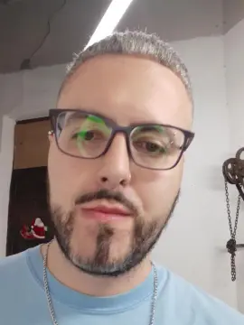 Cam4 Live Sex of Macho9397