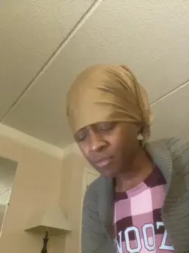 Cam4 Live Sex Cam of Thehousewifegod