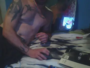 Cam4 Adult Webcam of Boyhhott