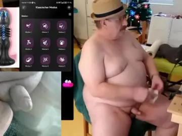 Cam4 Live Sex of Silas71_hot_fun