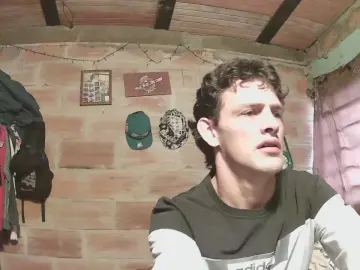 Cam4 Sex Chat of carlos9180