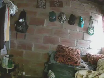 Cam4 Nude Webcam of carlos9180