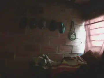 Cam4 Nude Webcam of carlos9180