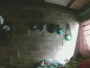 Cam4 Live Porn of carlos9180