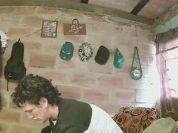 Cam4 Nude Webcam of carlos9180