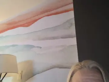 PrincessCutzZz from cam4