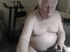 Cam4 Live Sex of lourega38