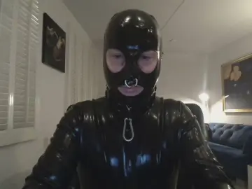 Cam4 Free Live Porn of sneakpig