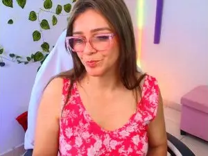 Cam4 Private Sex Chat of Carol_Miss2