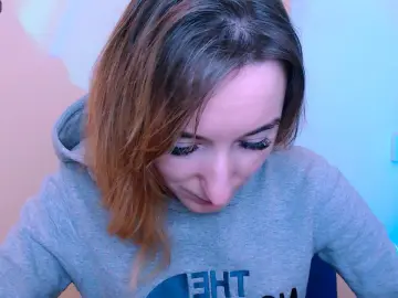 Cam4 Free Porn Cam of LillyBluee