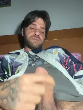 Cam4 Free Live Porn of Alain1989