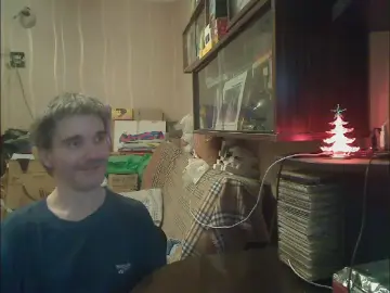 Cam4 Live Sex of andreysmol