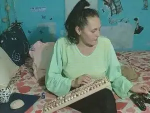 Cam4 Free Live Porn of brightneeammy