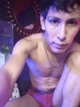 godly_huan from cam4