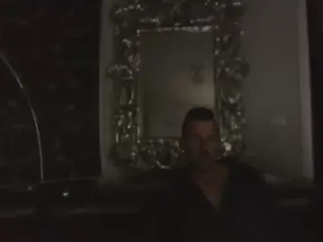 Cam4 Live Porn of kurvaboy