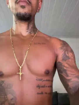 Soaresluucas29 from cam4