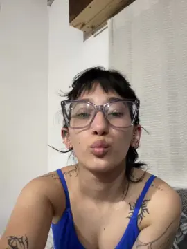 Cam4 Live Sex Cam of mica88xxx