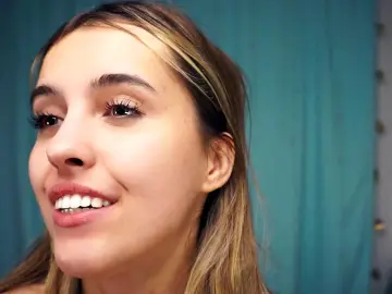 Cam4 Live Porn of OdellaHenwood