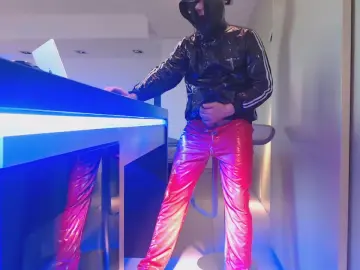 Cam4 Sex Chat of wetparis69