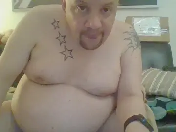 ChubBearHH from cam4