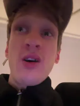 Cam4 Live Sex Cam of HornyPornyGuy