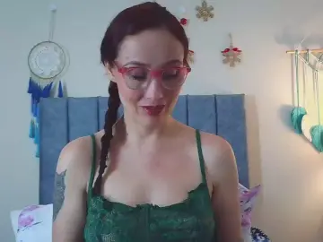 IberianMoonMK from cam4