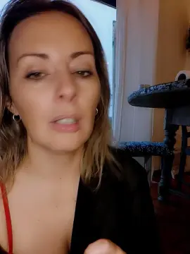 Cam4 Nude Webcam of Jade_emeraud