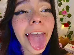 Cam4 Free Live Porn of cutee_andrea