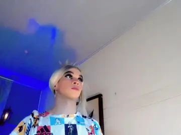 sophie_miaa from cam4