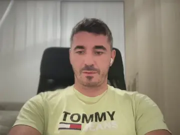 Cam4 Live Porn of frstraight30