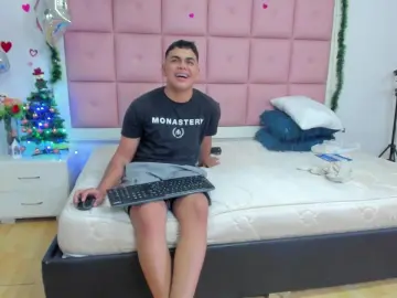 Cam4 Best live sex cam show of Aliss_Aron