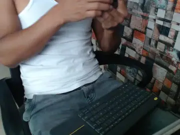 Cam4 Live Sex Cam of gonzalo441