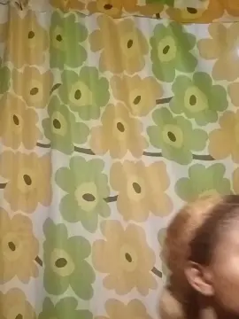 Cam4 Adult Webcam of Dinah974