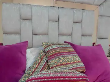 Cam4 Free Live Porn of dulcelyra