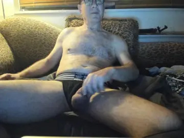 Cam4 Nude Webcam of luvbigcocks_cum