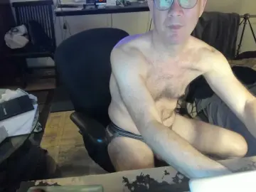 Cam4 Nude Webcam of luvbigcocks_cum