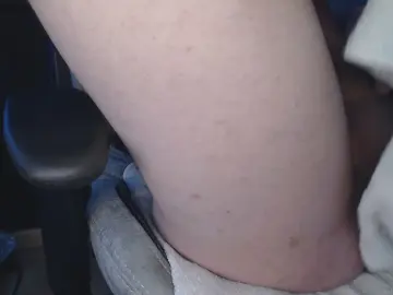 Cam4 Sex Chat of oneboy4mature