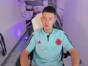 Cam4 Live Sex of Aleckk_Boy