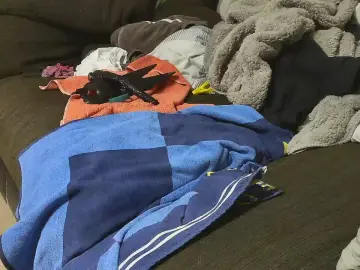 Cam4 Live Sex of intolight_86