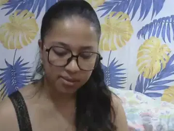 Cam4 Free Live Porn of mimilah