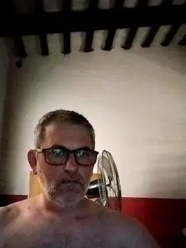 Cam4 Sex Chat of caruchabech