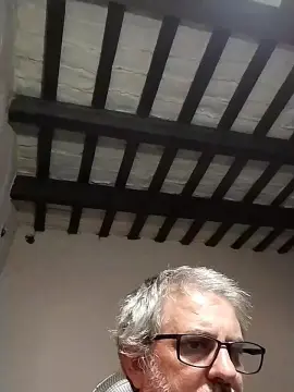 Cam4 Live Sex Cam of caruchabech