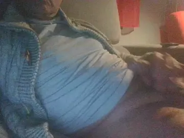 Cam4 Live Porn of ericfrance