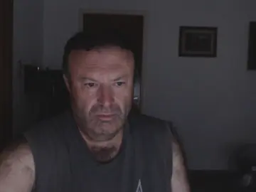 Cam4 Live Sex Cam of gonzalofaa