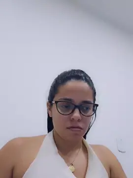 Cam4 Live Sex of LollaBunny26