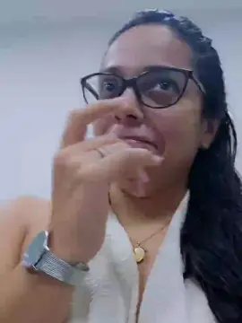 Cam4 Live Sex Cam of LollaBunny26