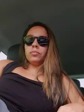 LollaBunny26 from cam4